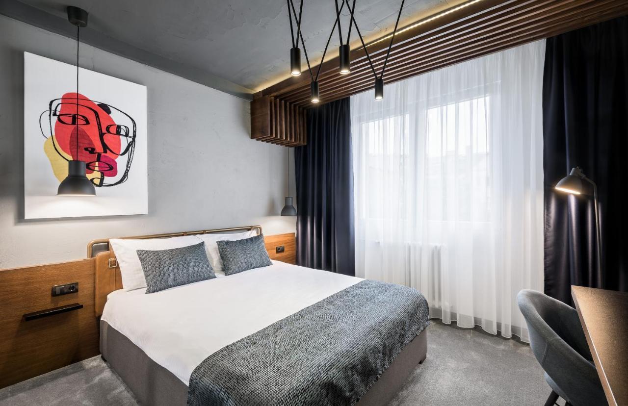 7 Rooms Suites Белград Экстерьер фото