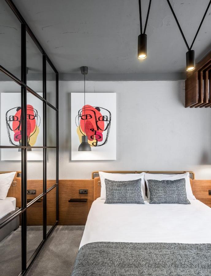 7 Rooms Suites Белград Экстерьер фото